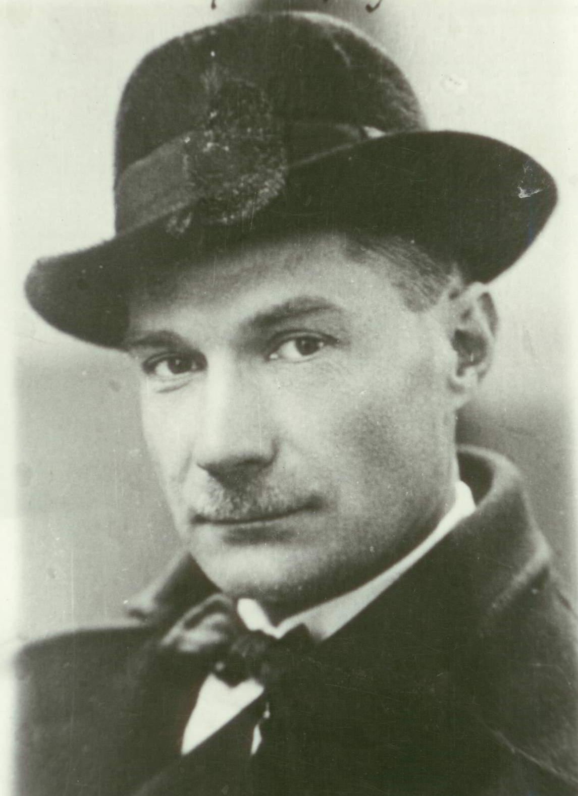 Name: Yevgeny Zamyatin Nationality: Russian Born/Died: 1884-1937. Famous for: We (1927) Islanders (1917) A Fisher of Men (1917) as well as many short ... - Yevgeny-Zamyatin